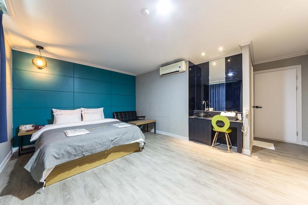Ost Hotel Chuncheon Esterno foto