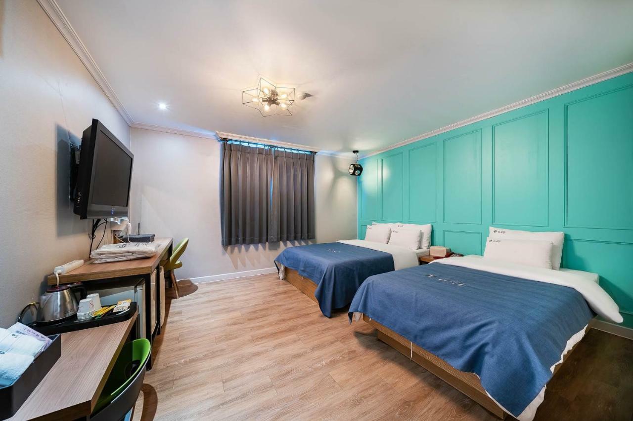 Ost Hotel Chuncheon Esterno foto
