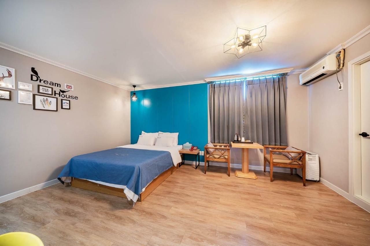 Ost Hotel Chuncheon Esterno foto