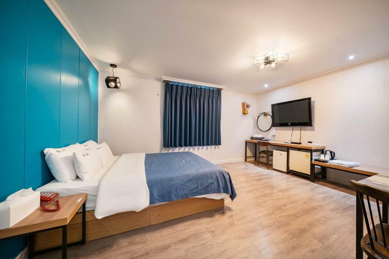 Ost Hotel Chuncheon Esterno foto