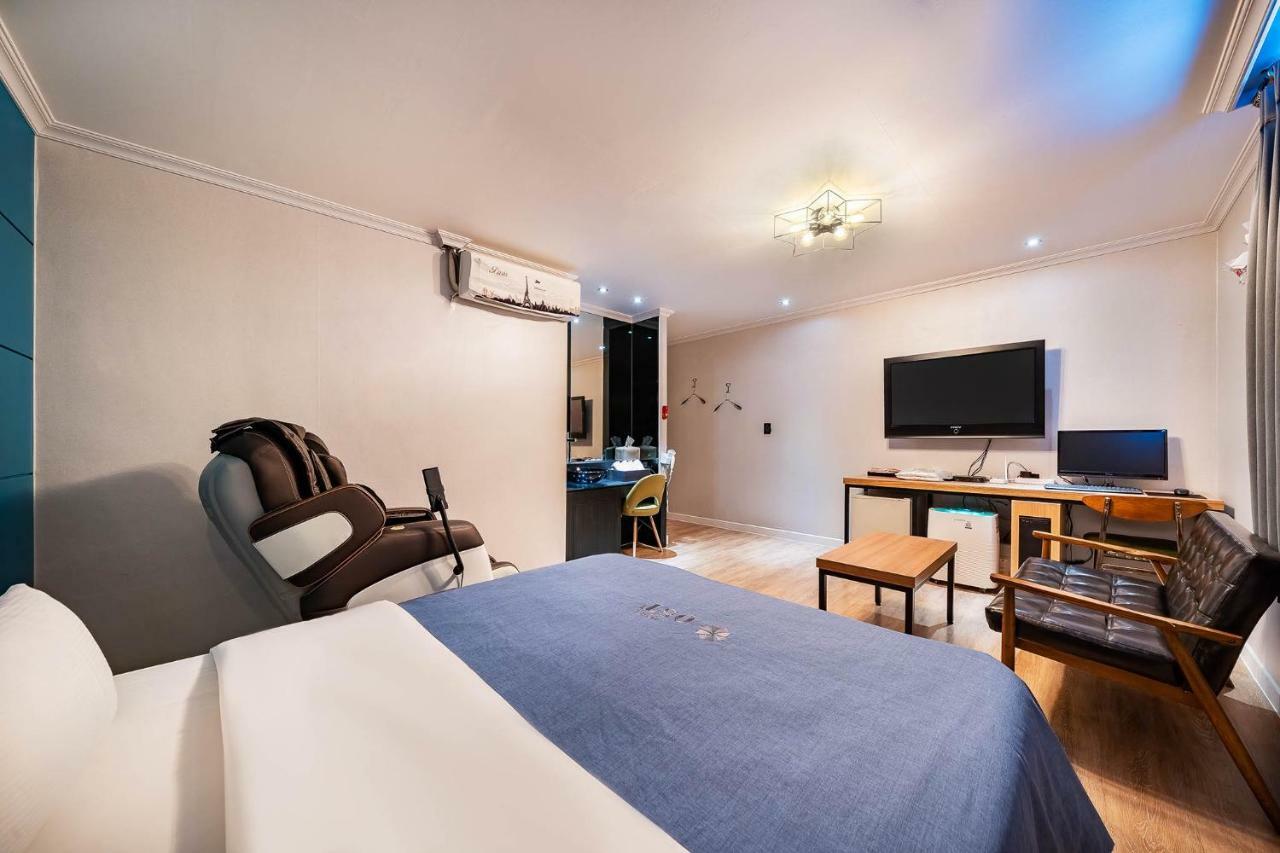 Ost Hotel Chuncheon Esterno foto